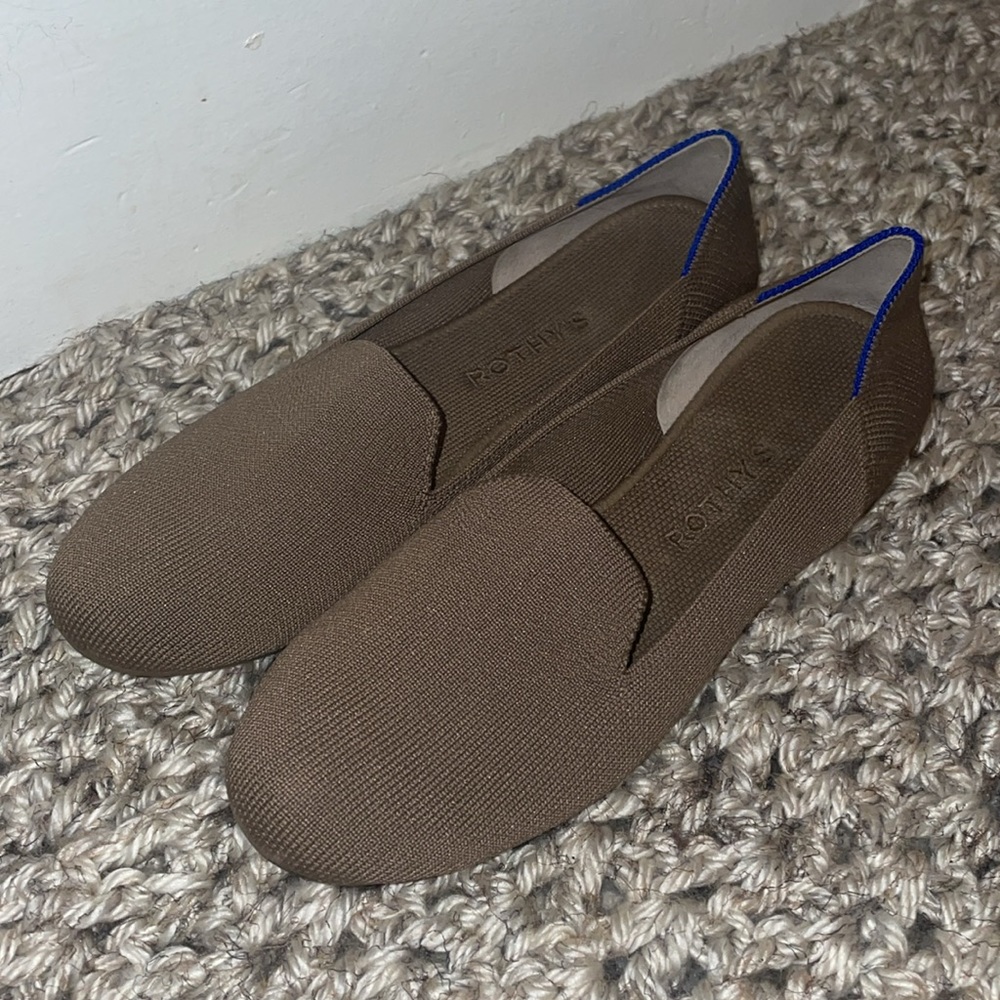 Rothy’s round toe flats in portobello